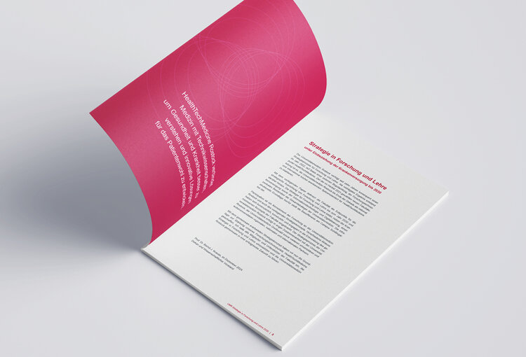 Cover und Inhalt für das Stategiepapier 2030 der Universitätsmedizin Rostock